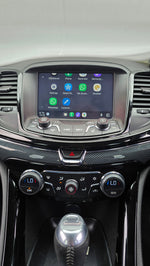 Load image into Gallery viewer, HOLDEN COMMODORE VF1 VF2 WIRELESS Apple Carplay &amp; Android Auto KIT ** IN STOCK **